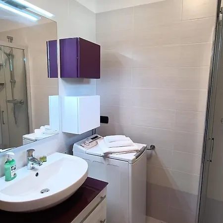 With Swimming Pool And View - Larihome A17
